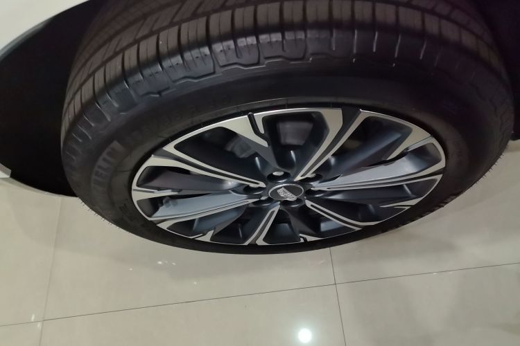 Used Cadillac XT5 2025 2.0T Luxury Version