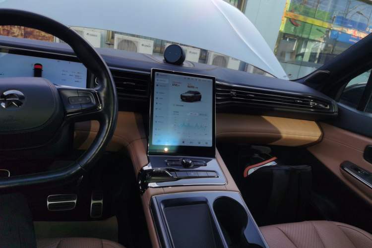 Used Nio ES8 2020 415 km Signature Edition 6-Seater Version
