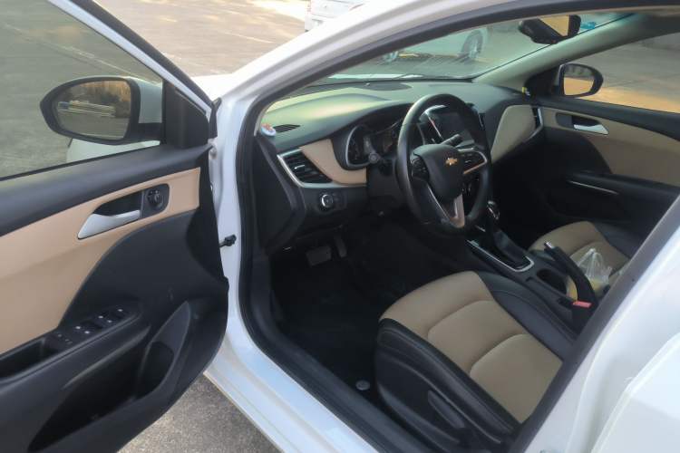 Used Chevrolet Monza 2020 320 Automatic Enjoyment Edition
