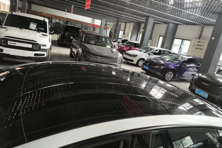 Used Tesla Model 3 2025 Rear-Wheel-Drive Version
