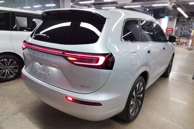 Used Hima AITO M7 2024 1.5T Rear-Drive Plus Version 5 Seats
