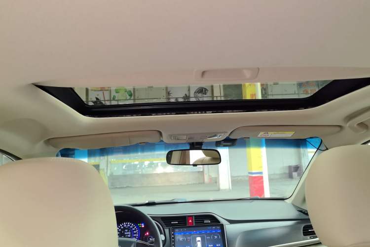 Used Honda Crider 2016 1.8L CVT Luxury Edition
