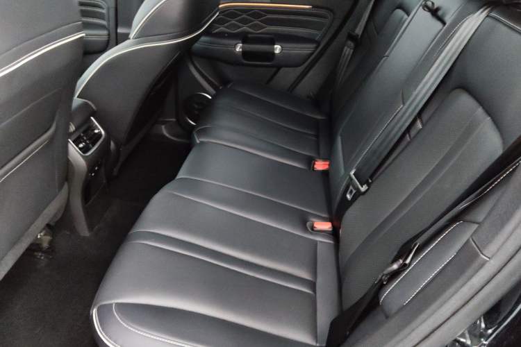 Used Tank 300 2023 City Edition 2.0T—Stylish as Ever
