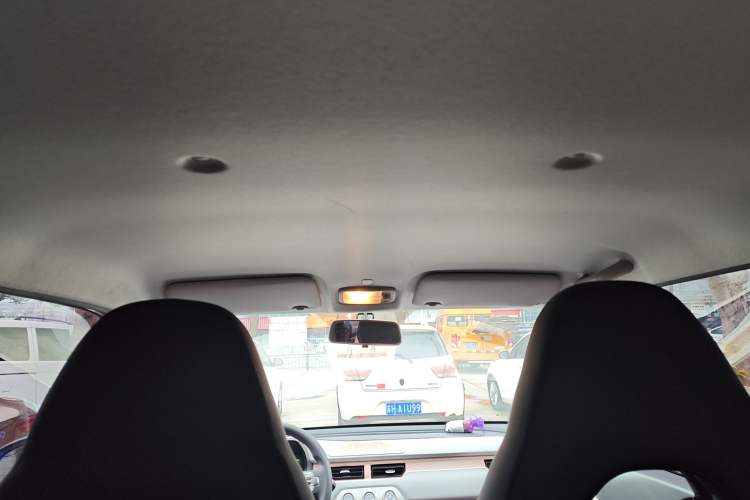 Used Chery QQ Ice Cream 2022 170km Sundae Phosphate Lithium-Ion
