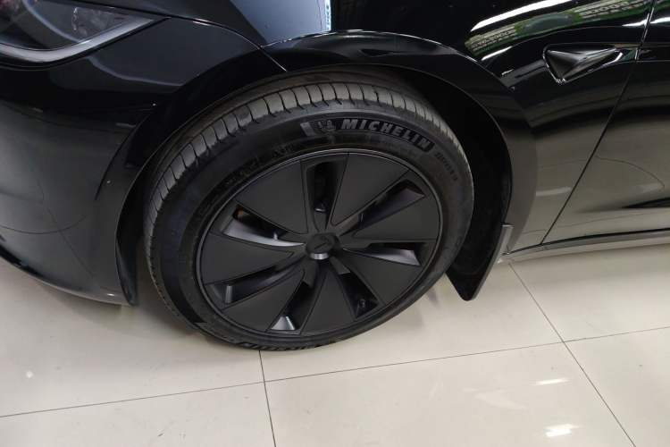 Used Tesla Model 3 2023 Rear-Wheel-Drive Version
