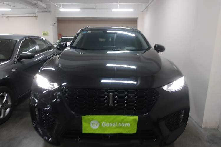 Used Wey VV7 2017 2.0T Ultra-Luxury Version
