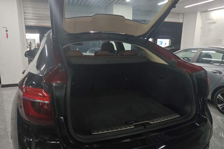 Used BMW X6 2015 xDrive35i Leading Model