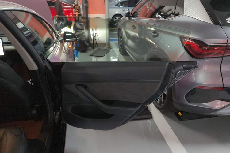 Used Tesla Model 3 2020 Revised Version Standard Range Rear-Wheel Drive – Upgraded Edition
