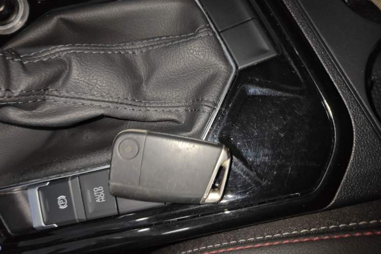 Used Volkswagen Tayron 2019 330TSI Two-Wheel Drive Luxury Model China VI Standard