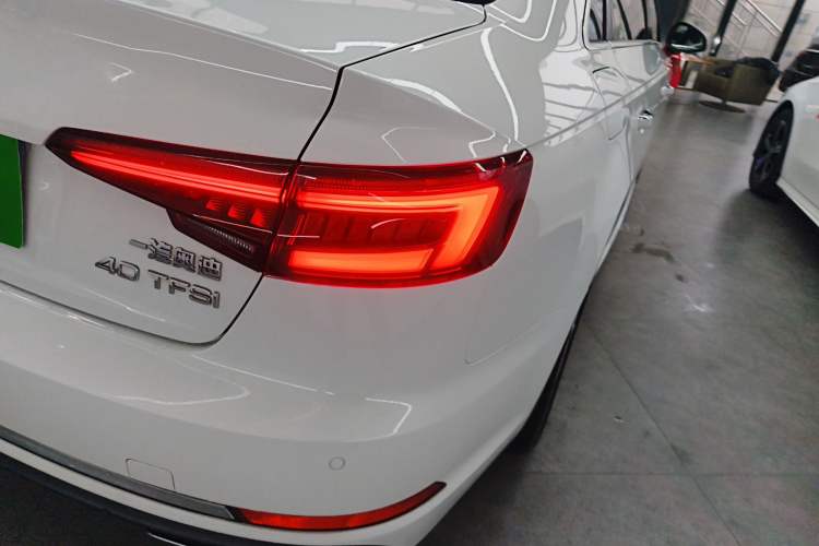 Used Audi A4L 2018 30th Anniversary Edition 40 TFSI Trendy Model