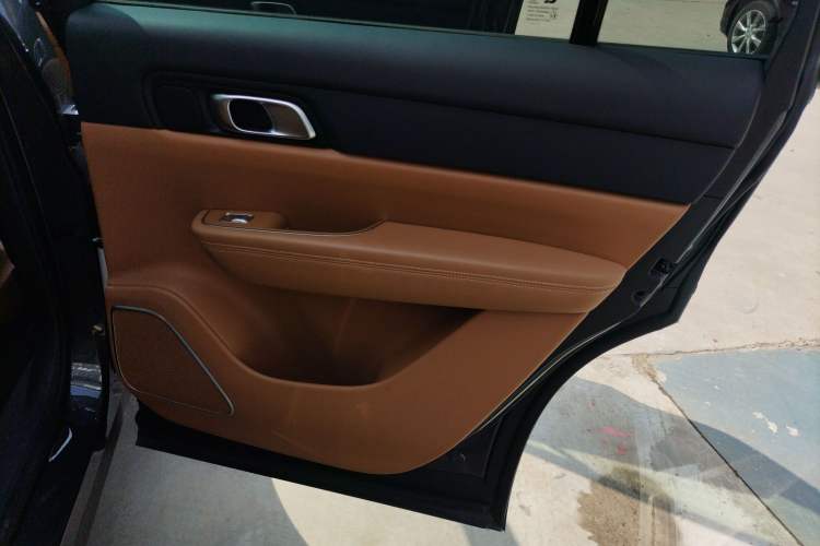 Used Li Auto ONE 2021 Extended-Range 6-Seater Version
