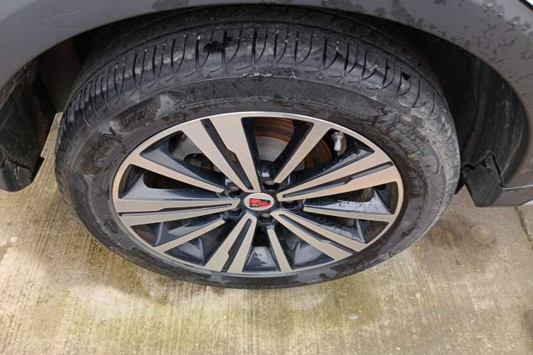 Used Roewe RX5 2020 20T Automatic 4G Connected Million Edition
