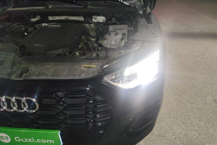 Used Audi Q5L 2022 40T Fashionable and Dynamic Model
