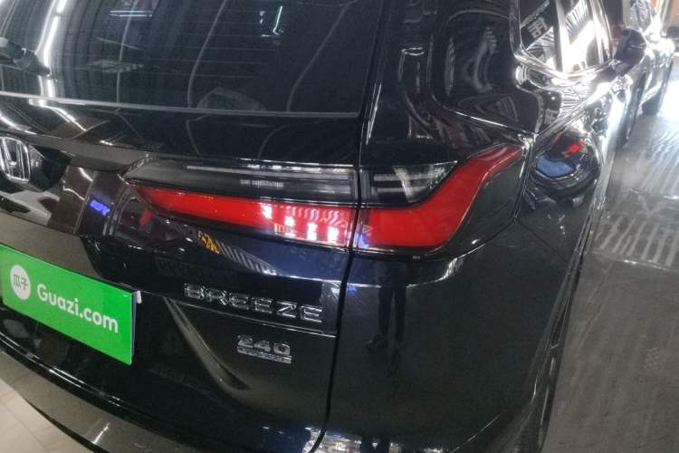 Used Honda Breeze 2023 240TURBO Two-Wheel-Drive Luxury Edition 5 Seats
