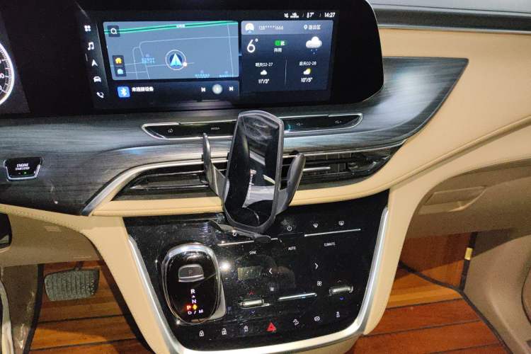 Used Buick GL8 2020 ES Land Cruiser 653T Flagship Model