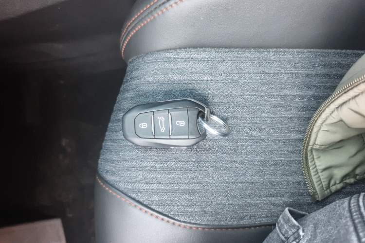 Used Peugeot 5008 2019 360THP 7-Seater Flagship Edition
