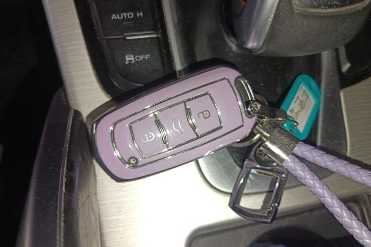 Used Geely Auto Emgrand X7 Sport 2020 1.8TD DCT Two-Wheel Drive Smart Connect 4G-Enabled Version
