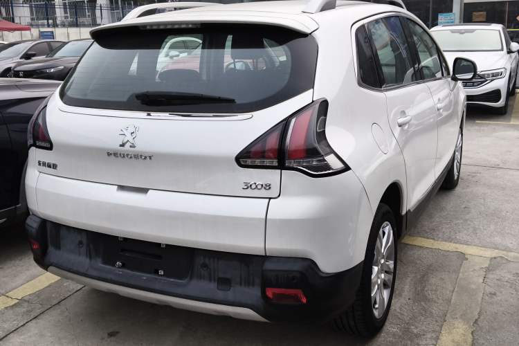 Used Peugeot 3008 2018 2.0L Automatic Classic Edition