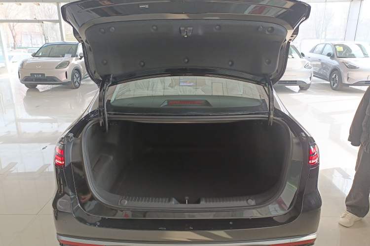 Used  Galaxy Stellar 6 2026 Model 125km Free-Style Edition