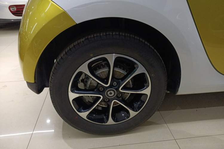 Used  forfour 2016 1.0L 52 kW Passion Edition