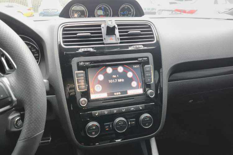 Used Volkswagen Scirocco 2015 R 2.0TSI
