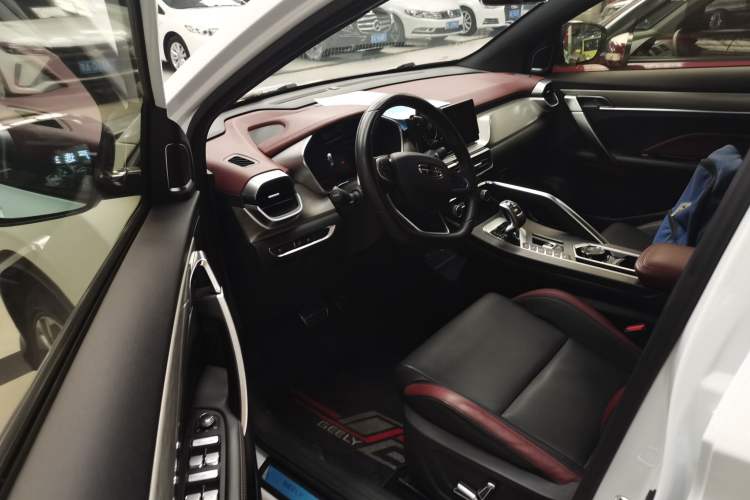 Used Geely Auto Coolray 2019 Sport Model 260T DCT Battle China V Standard