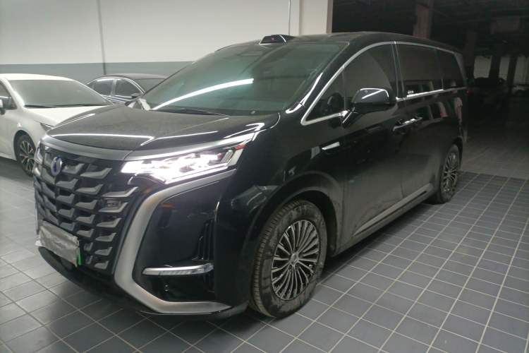 Used Denza D9 2025 DM-i Smart Drive 1020 Four-Wheel Drive Deluxe Model