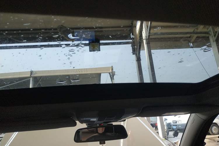 Used Mercedes-Benz GLK-Class 2013 GLK 300 4MATIC Dynamic Sunroof Model