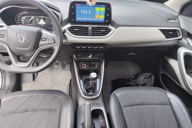 Used Baojun 510 2017 1.5L Manual Fashion Edition
