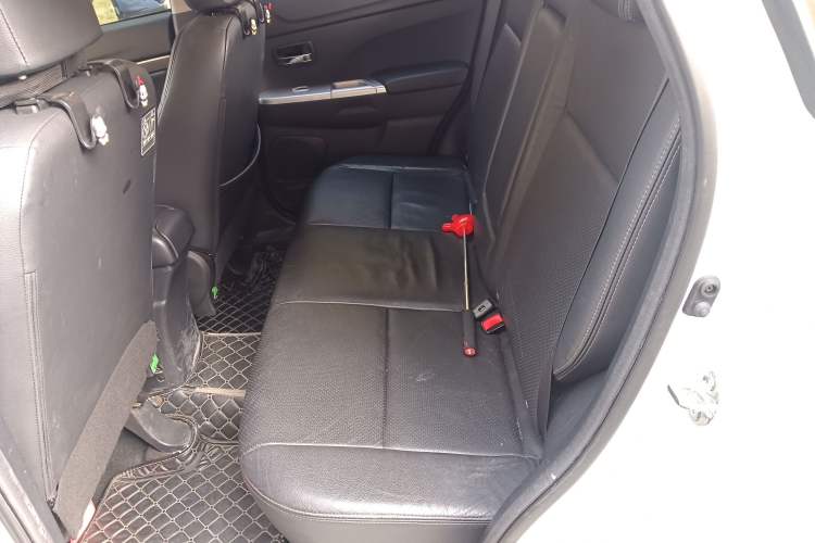 Used Mitsubishi ASX 2016 2.0L CVT Two-Wheel Drive Navigation Edition
