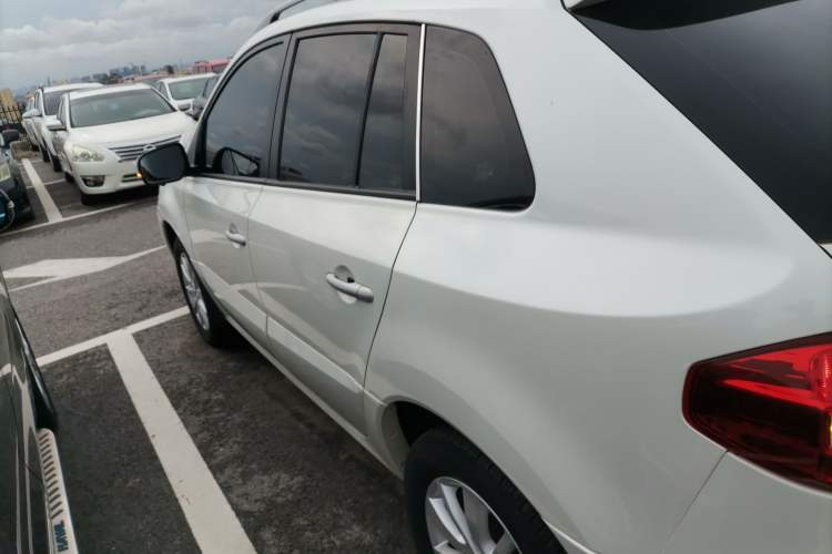 Used Renault Koleos 2014 2.0L Two-Wheel Drive Fashion Edition
