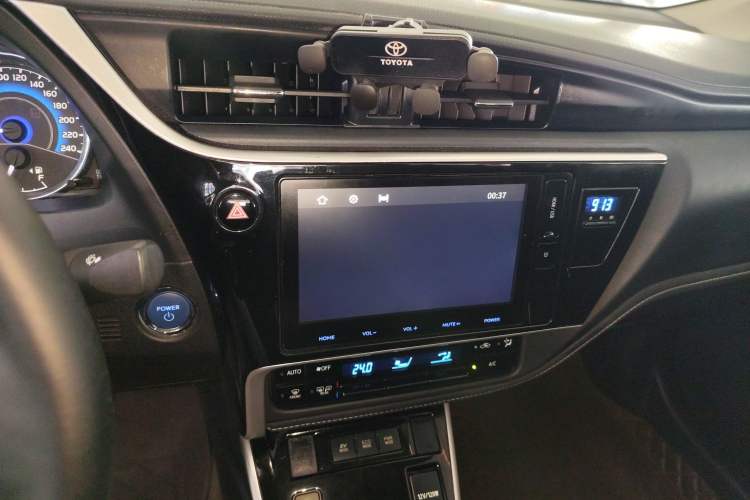 Used Toyota Corolla 2017 Revised Dual-Engine 1.8L E-CVT Elite Edition