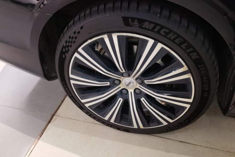 Used Volvo S90 2022 B5 Zhiyuan Luxury Edition