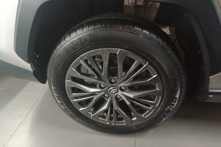 Used Toyota Wildlander 2023 2.0L CVT Four-Wheel Drive Luxury PLUS Edition
