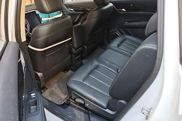 Used BYD Song MAX 2017 1.5T Automatic Smart Connect Prestige 7-Seater
