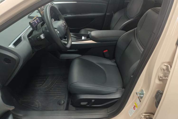 Used XPeng MONA M03 2024 620 with Ultra-Long Range