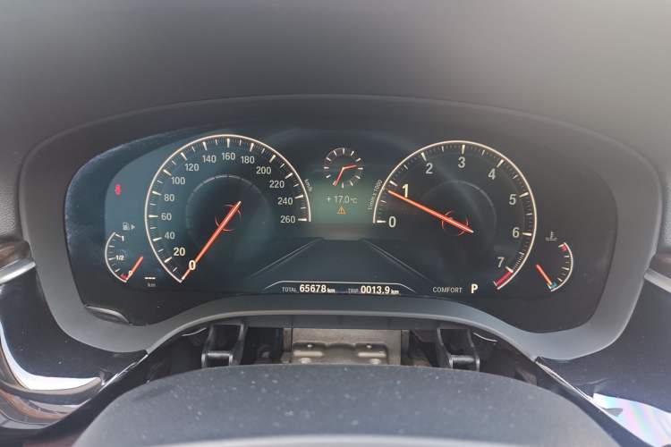 Used BMW 5 Series 2019 Facelifted 525Li Luxury Package