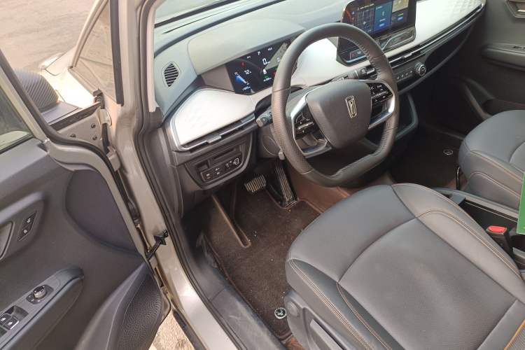 Used Bestune NAT 2024 PRO Jiaxiang Edition 425km
