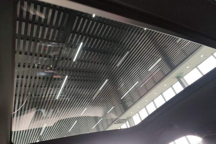 Used Land Rover Range Rover Velar 2021 P250 Sparkling Black Limited Edition
