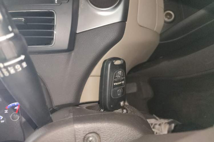 Used Hyundai Celesta 2015 1.6L Automatic Comfort Model