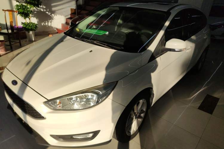 Used Ford Focus 2018 Hatchback Classic 1.6L Automatic Trendy SmartDrive Edition