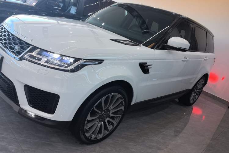 Used Land Rover Range Rover Sport 2020 3.0 L6 SE
