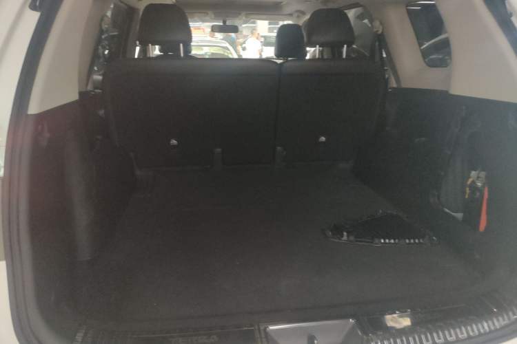 Used Nissan Terra 2018 2.5L Automatic 2WD Luxury Edition
