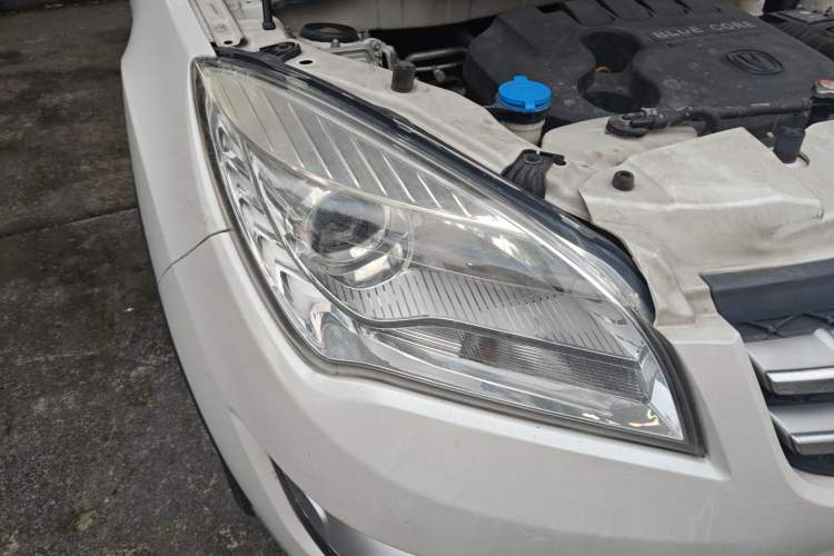 Used Changan CS35 2014 1.6L Automatic Luxury Model China IV Standard
