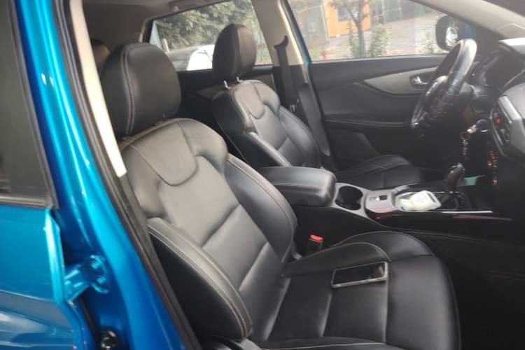 Used Dongfeng Fengon S560 2019 1.8L CVT Elite Model