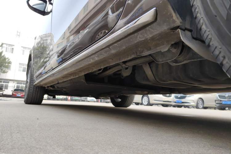 Used Buick GL8 2023 Land Executive Class Smart Enjoyment Model
