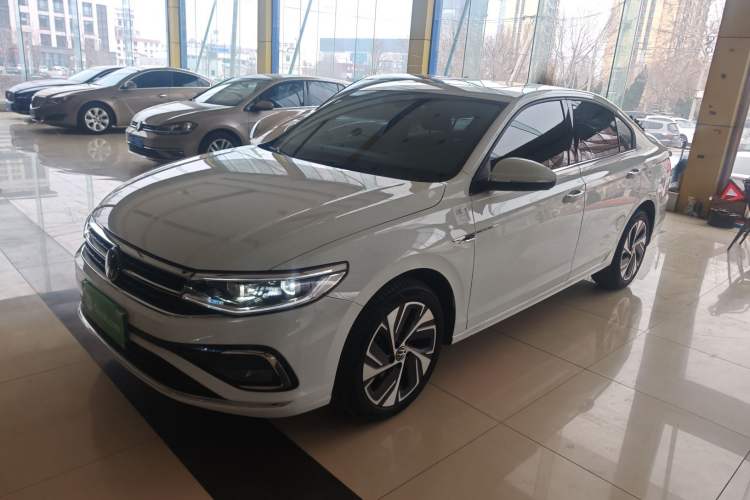 Used Volkswagen Bora 2023 300TSI DSG Prestige Edition