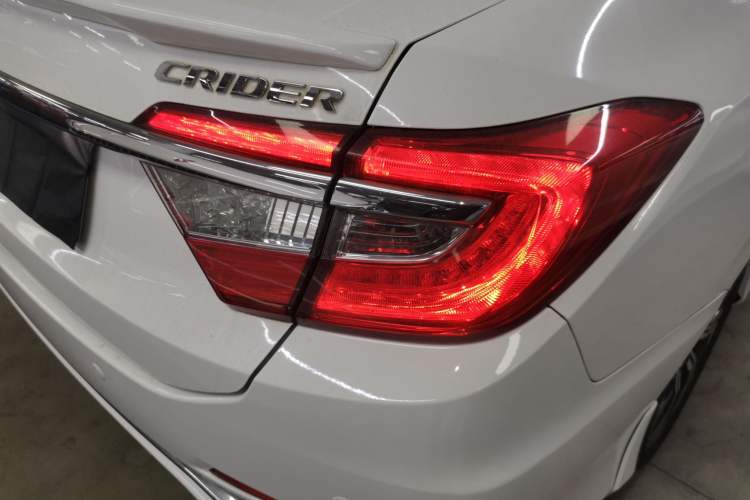 Used Honda Crider 2016 1.8L CVT Luxury Edition
