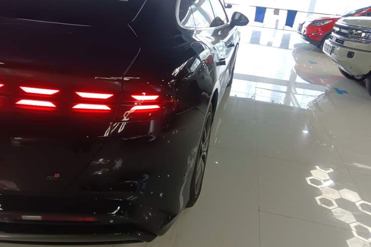 Used Denza Z9 2024 1100 km Four-Wheel Drive Max Version