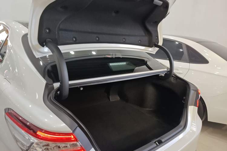 Used Toyota Camry 2019 Revised Version 2.5G Luxury Edition
